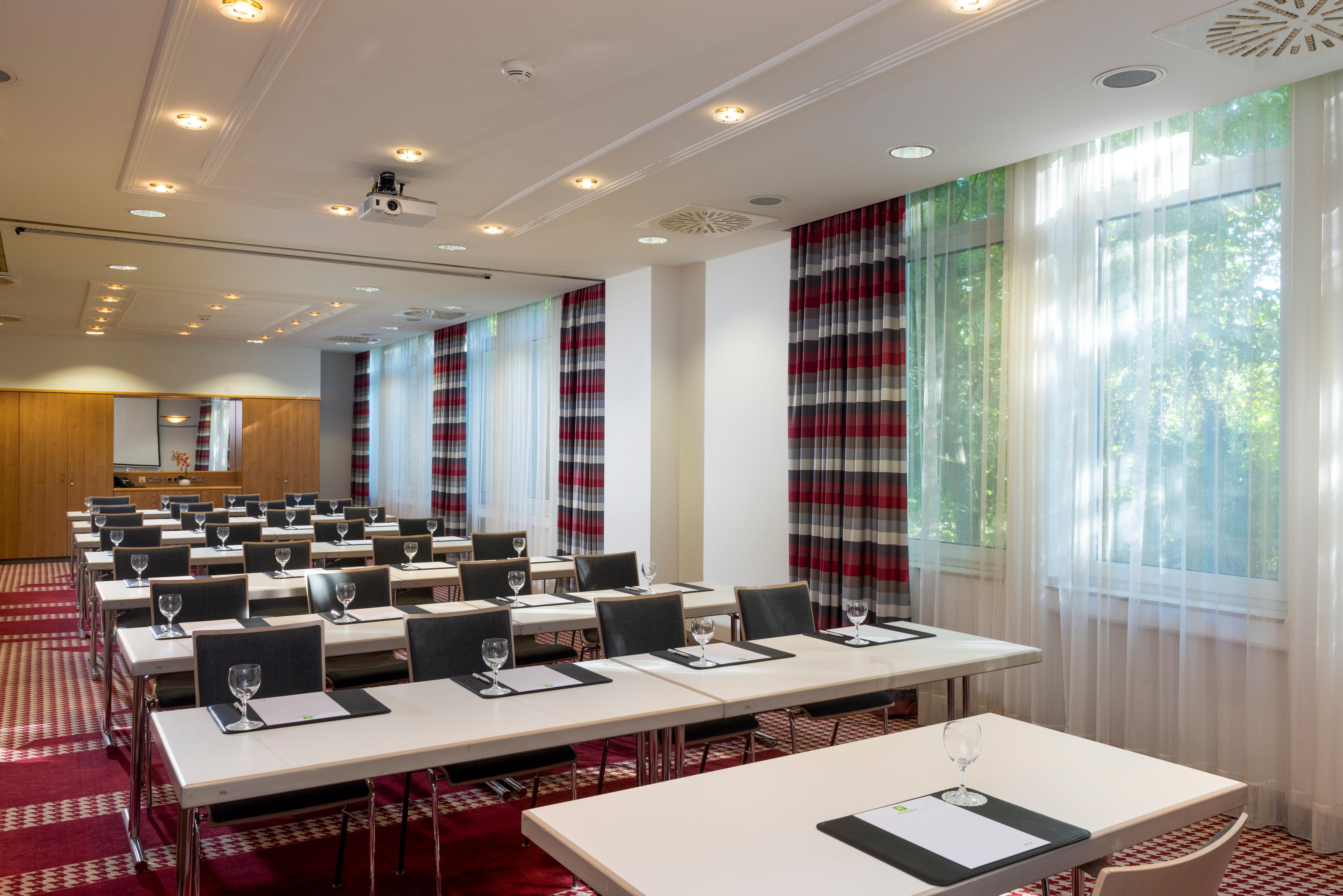 Holiday Inn Frankfurt Airport - Neu-Isenburg By Ihg Екстериор снимка